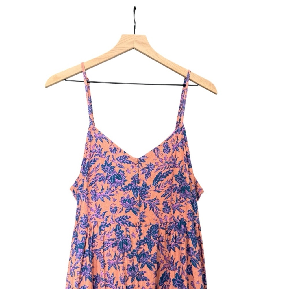 Universal Thread Faux Button- Front/Open Back Dress - Picture 3 of 11